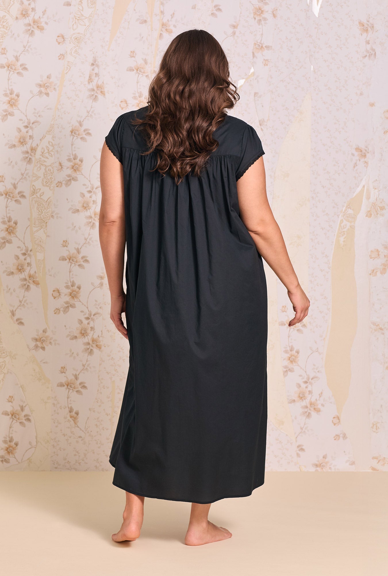 Eileen West Florentine Lace Cap Sleeve Gown