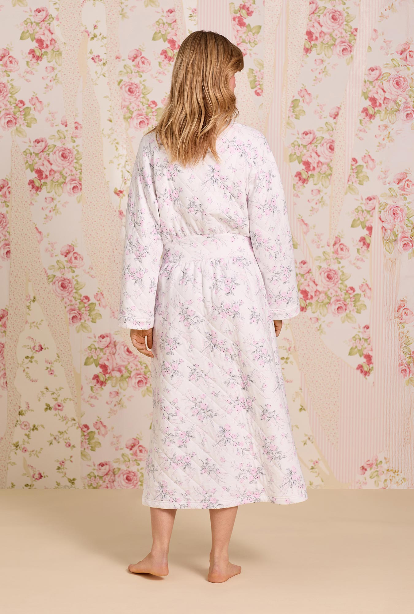 Eileen West Quiet Bloom Cotton Diamond Quilt Wrap Robe