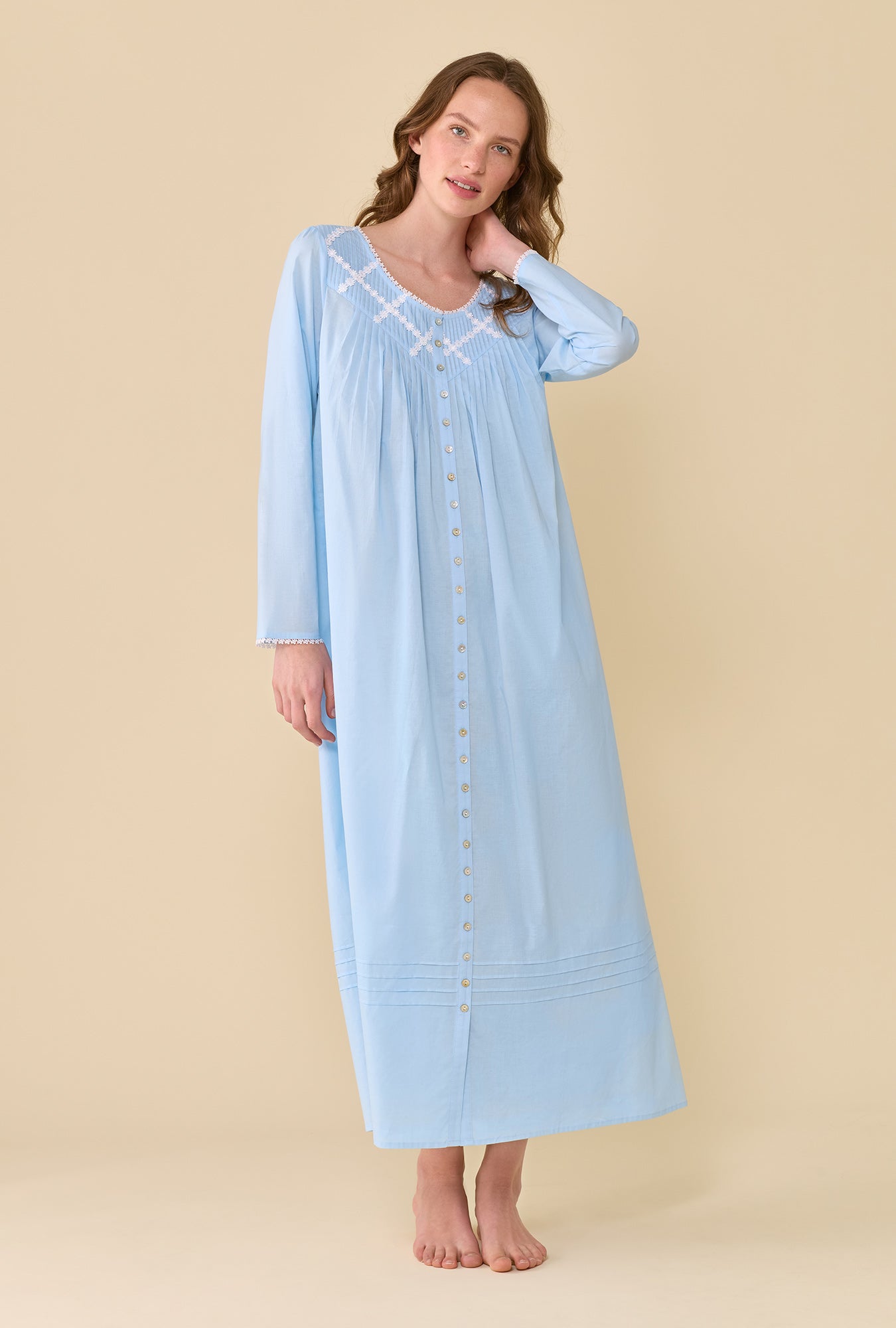 Eileen West Poetic Long Sleeve Robe