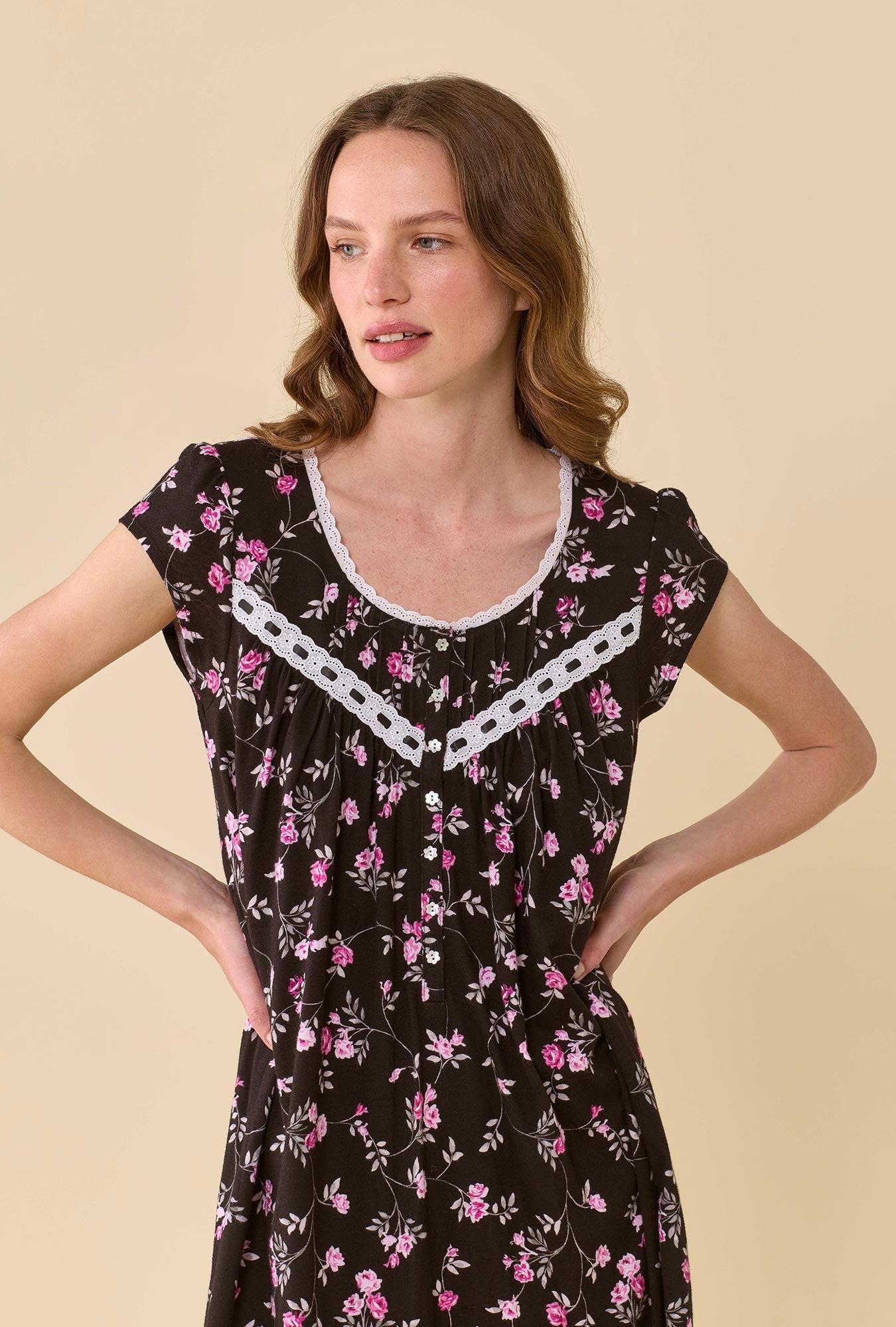 Eileen West Vintage Vine Cap Sleeve Chemise