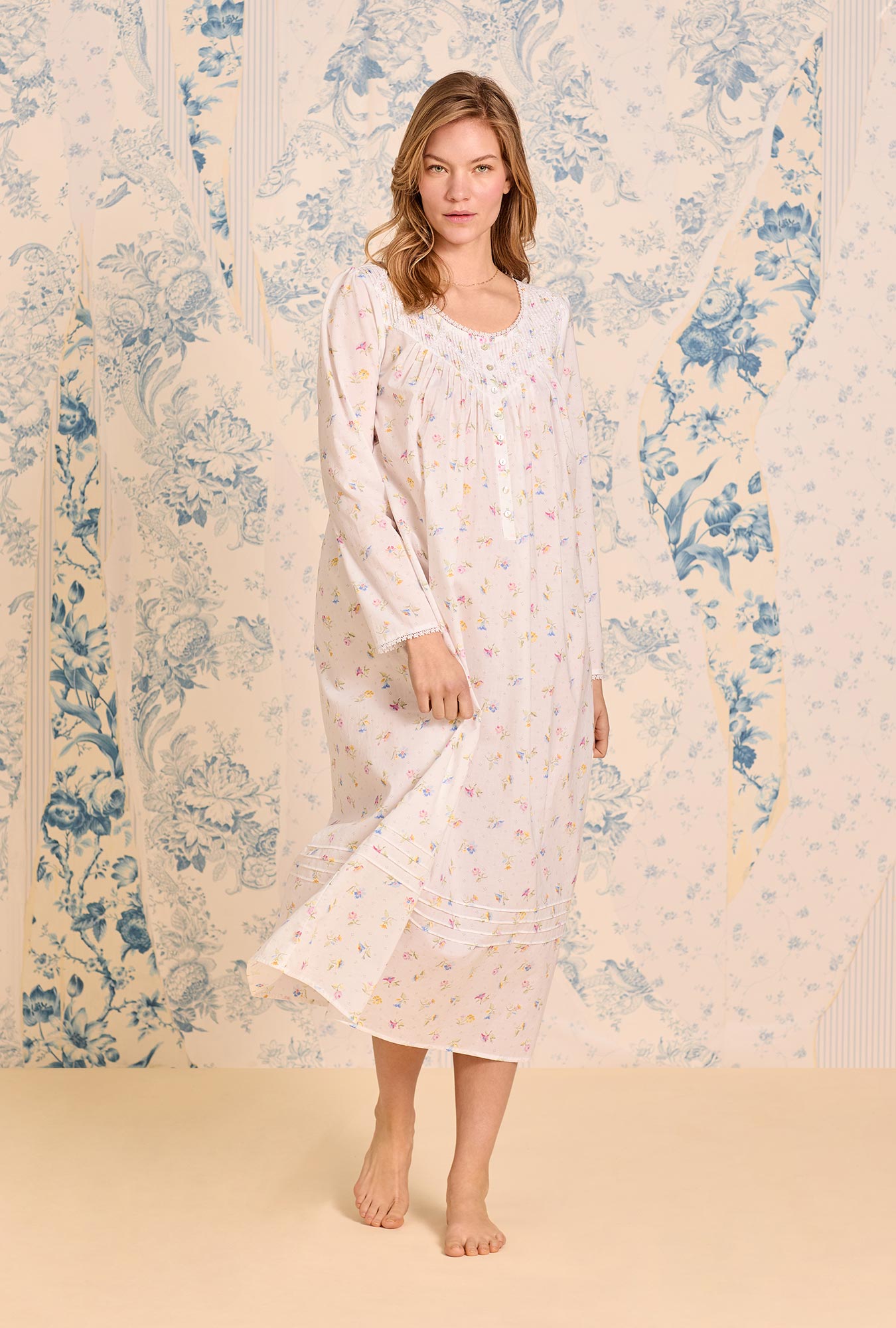 Eileen West Poetic Long Sleeve Ballet Nightgown