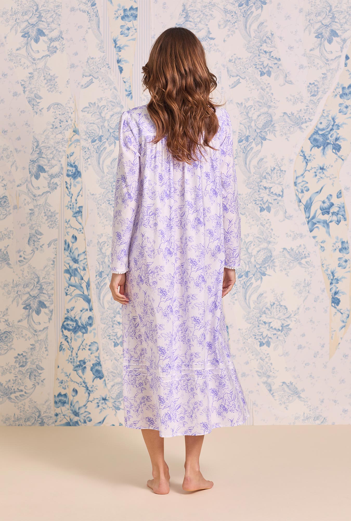 Eileen West Poetic Long Sleeve Ballet Nightgown