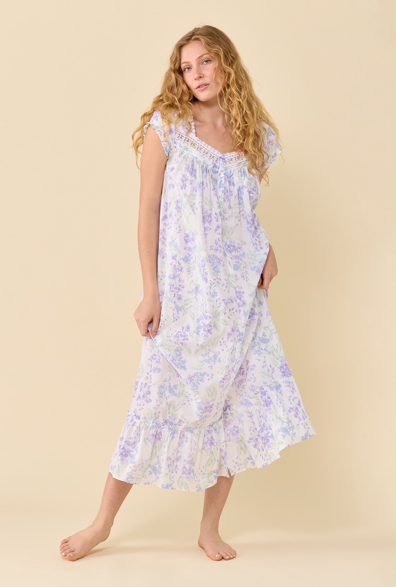 Eileen West Blooming Arbor Robe