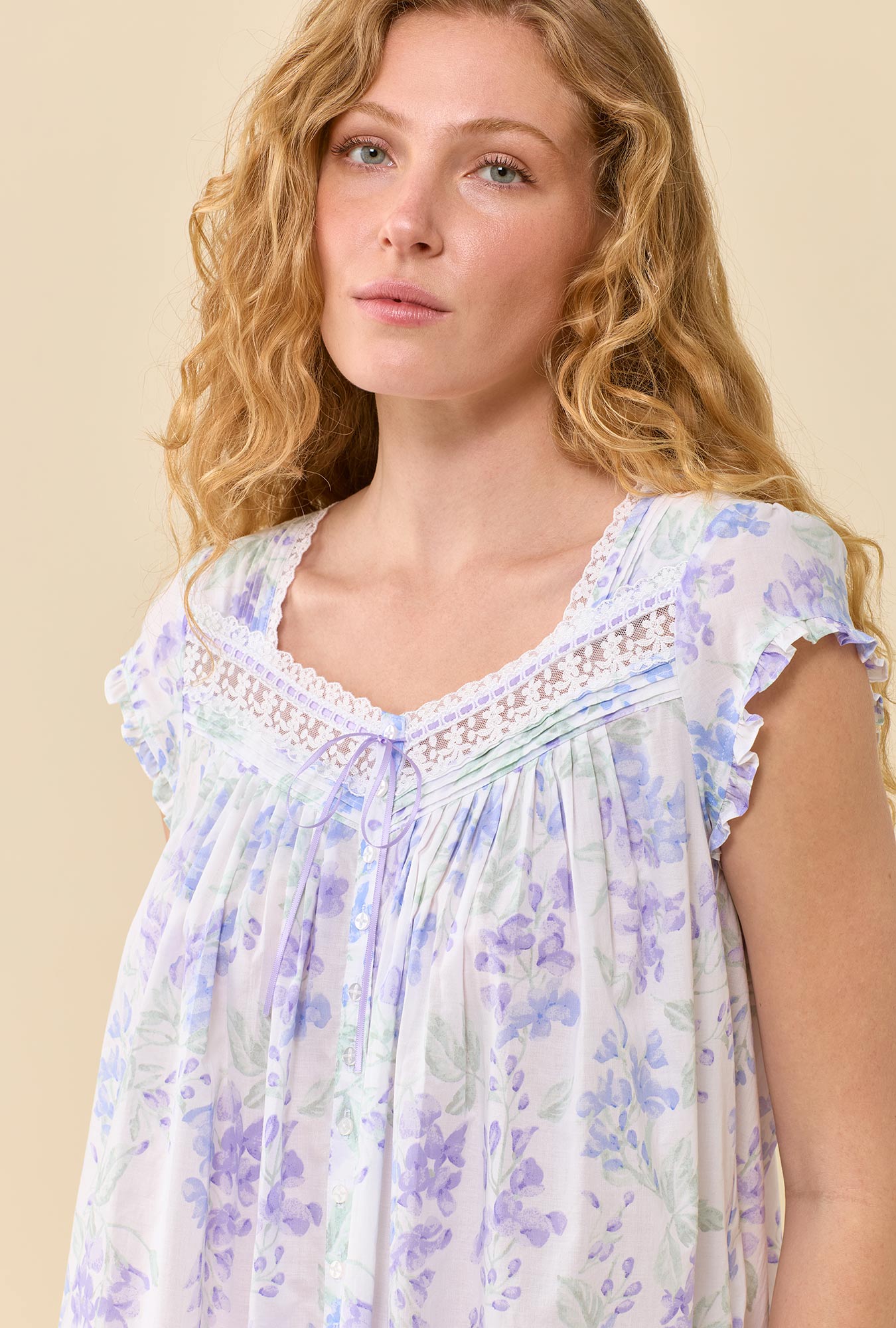 Eileen West Blooming Arbor Robe