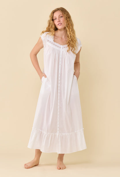 Eileen West Soft White Robe