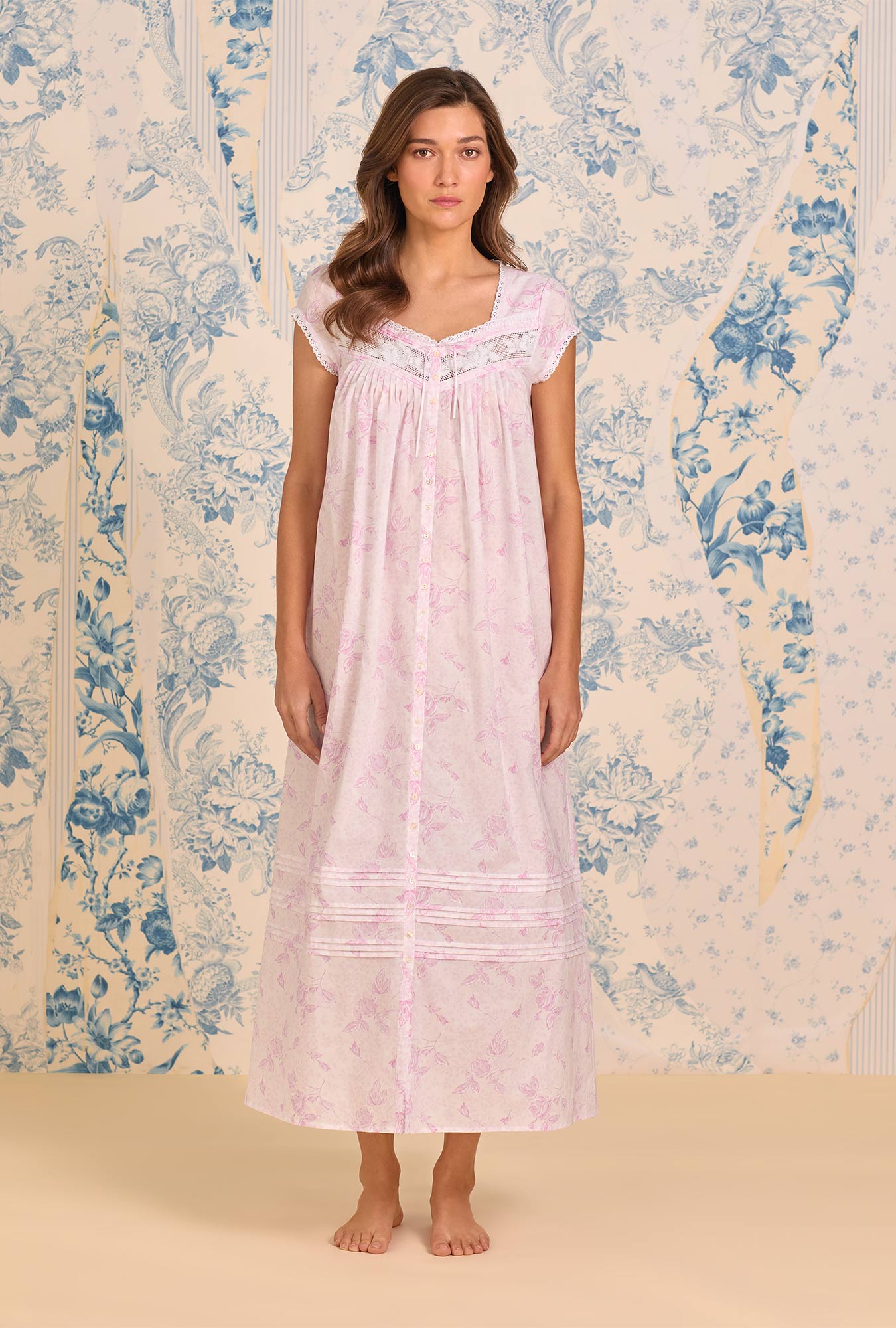 Eileen West Blush Rose Cotton Lawn Button Front Robe