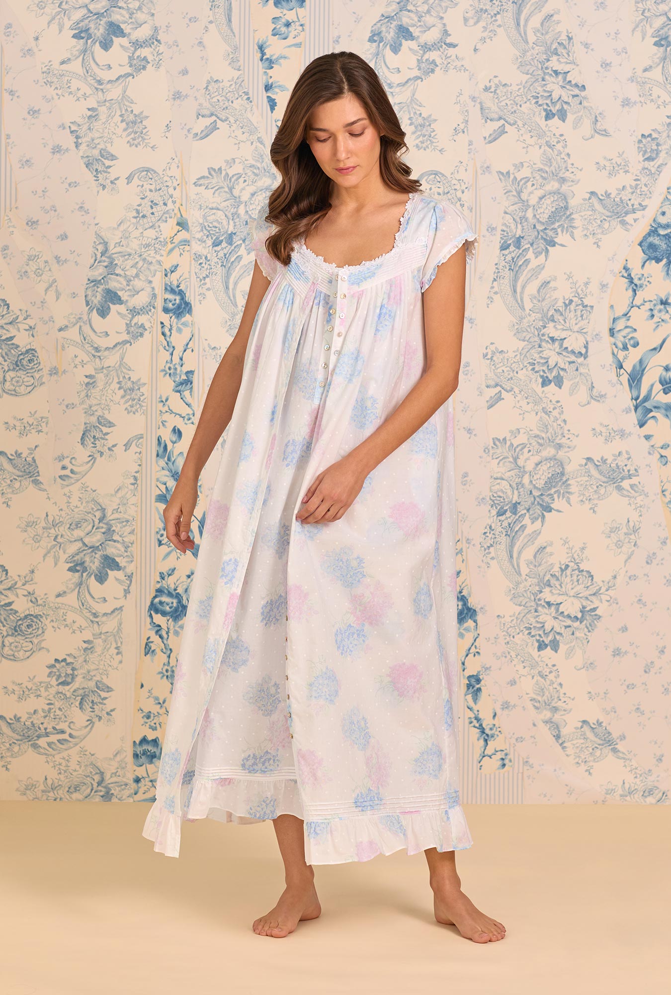 Eileen West Hydrangea Blossom Cotton Lawn Button Front Robe