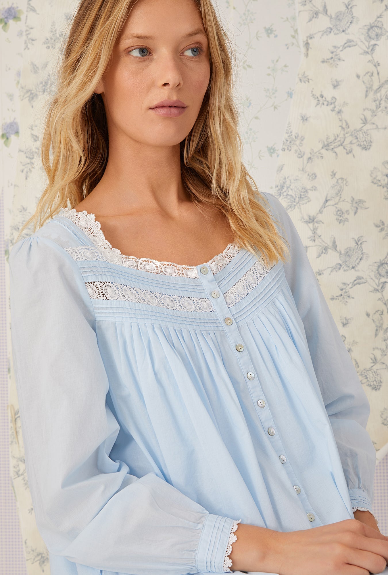 Eileen West Heirloom Dream Short Robe