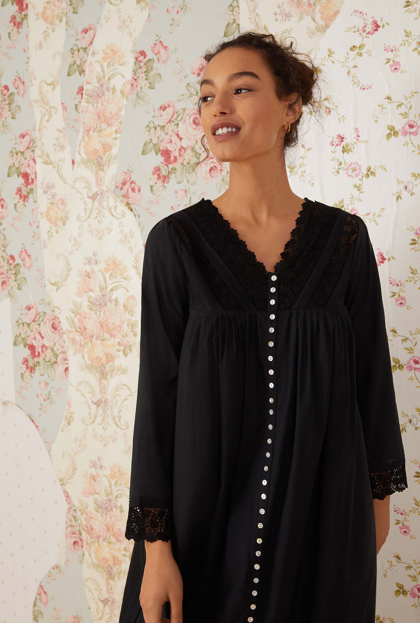 Eileen West Portofino Ballet Button Front Robe