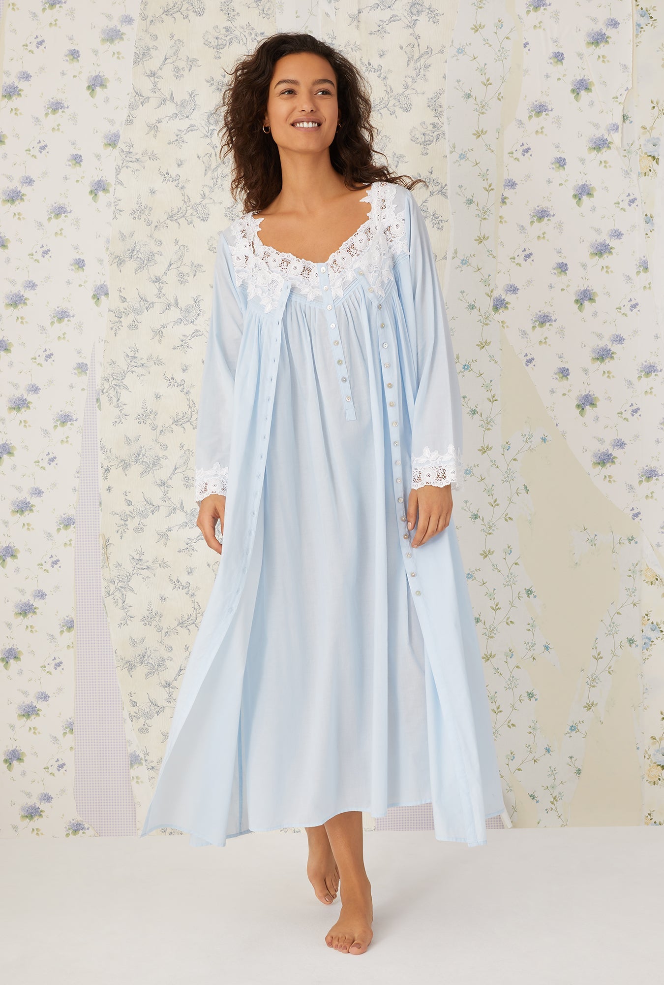 Eileen West Florentine Lace Ballet Gown