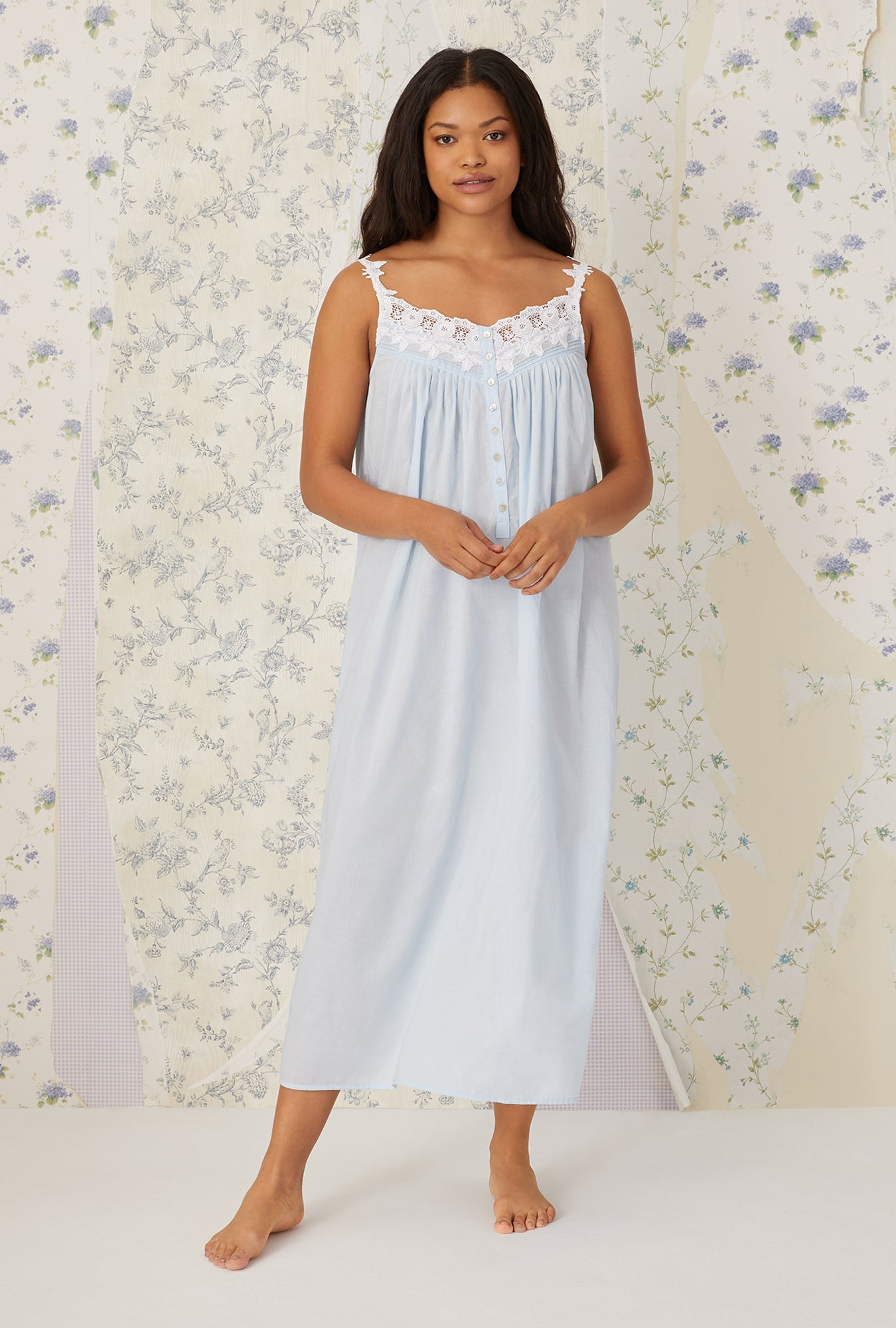 Eileen West Florentine Lace Ballet Gown