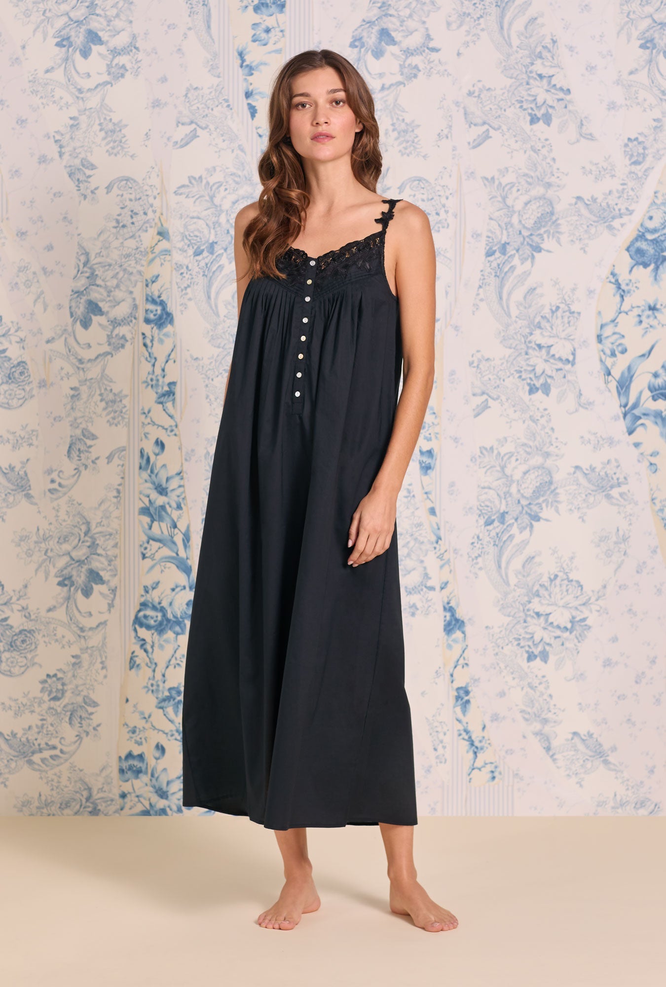 Eileen West Florentine Lace Ballet Gown