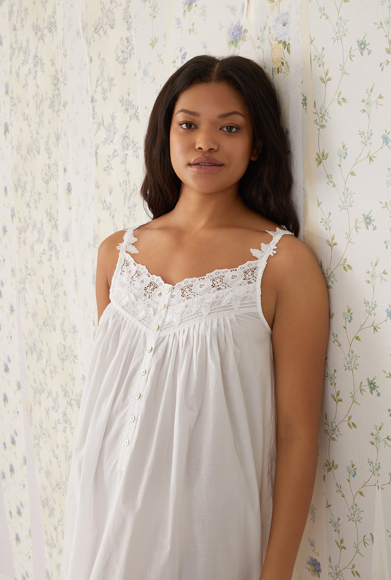 Eileen West Florentine Lace Ballet Gown