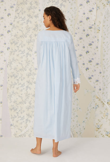 Eileen West Florentine Lace Ballet Robe