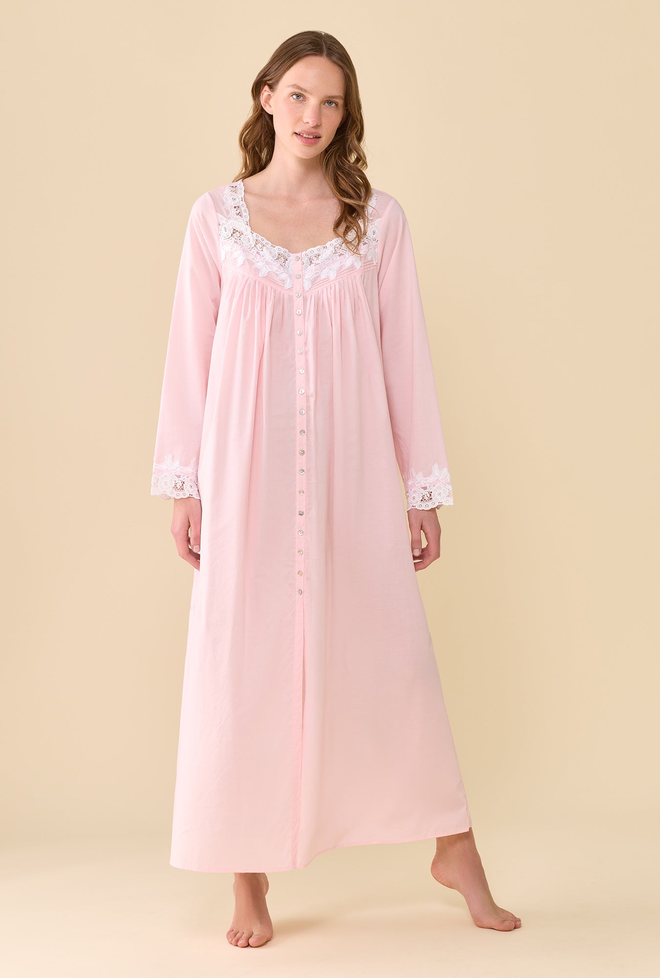 Eileen West Florentine Lace Ballet Robe