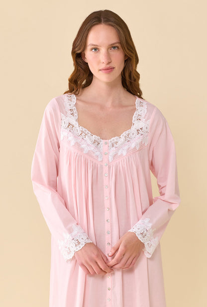 Eileen West Florentine Lace Ballet Robe