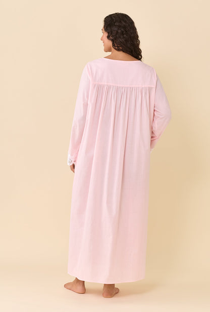 Eileen West Florentine Lace Ballet Robe