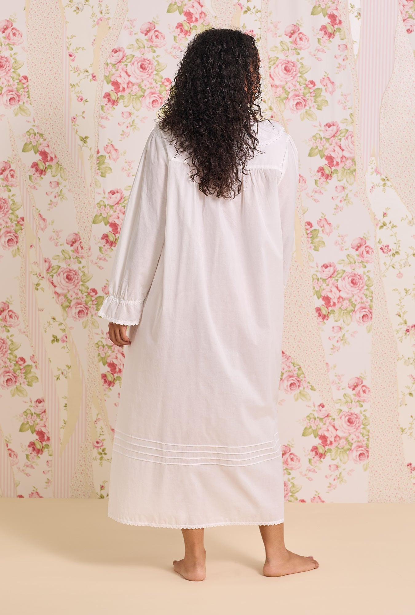 Eileen West The "Clara" Iconic White Cotton Lawn Nightdress