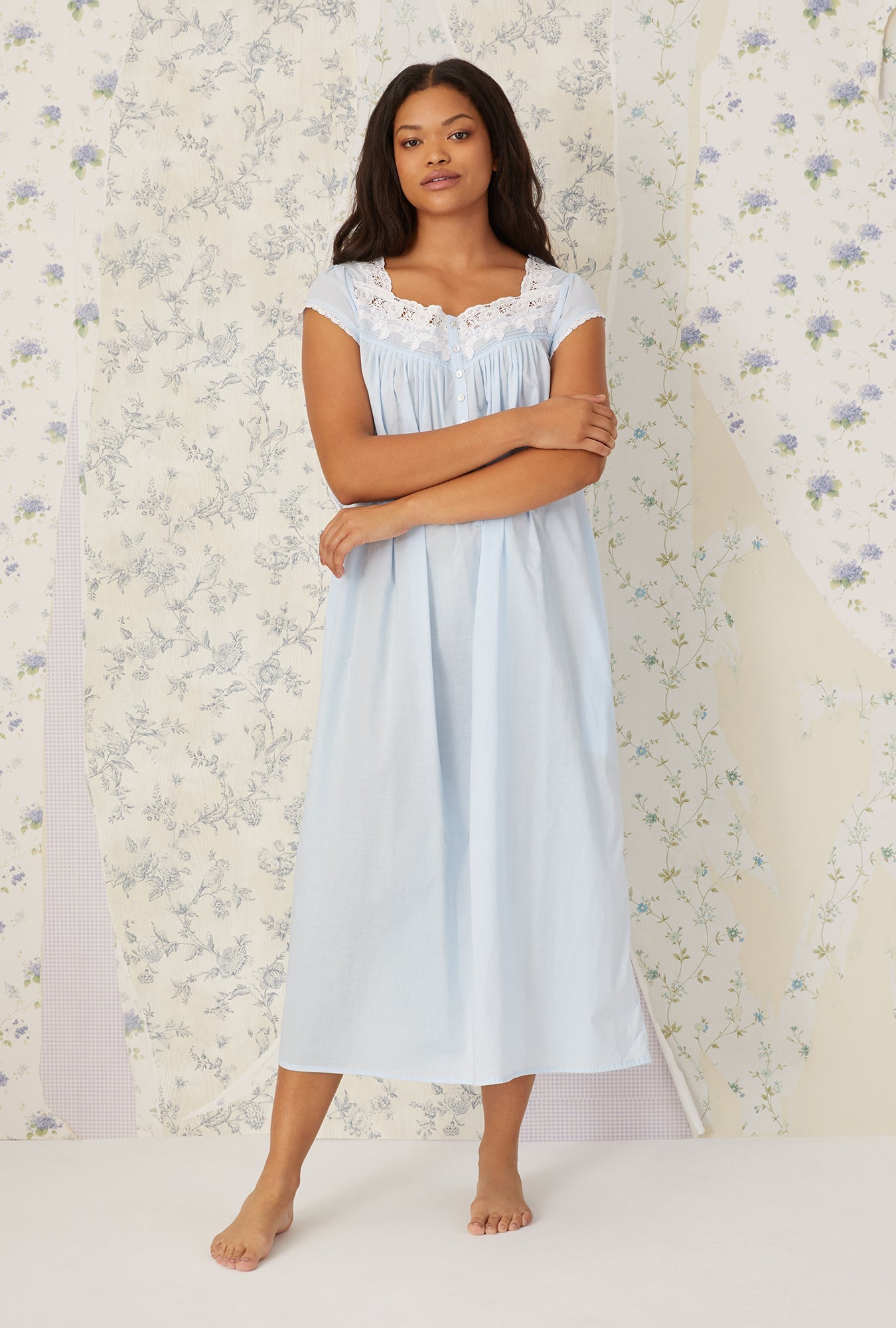 Eileen West Florentine Lace Cap Sleeve Gown