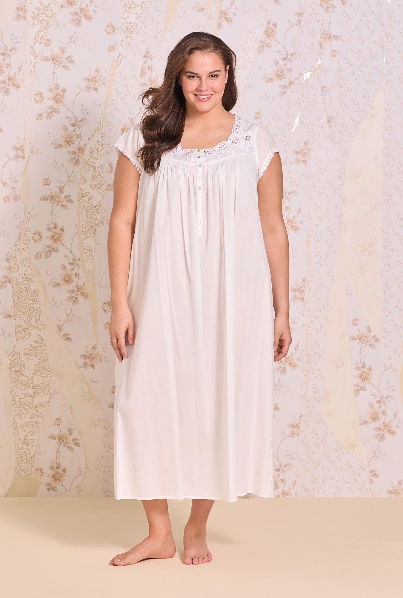 Eileen West Florentine Lace Cap Sleeve Gown
