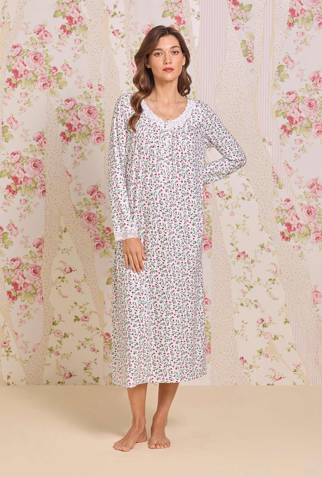 Eileen West Crimson Sprig Dreamy Sweater Knit Long Sleeve Ballet Nightgown