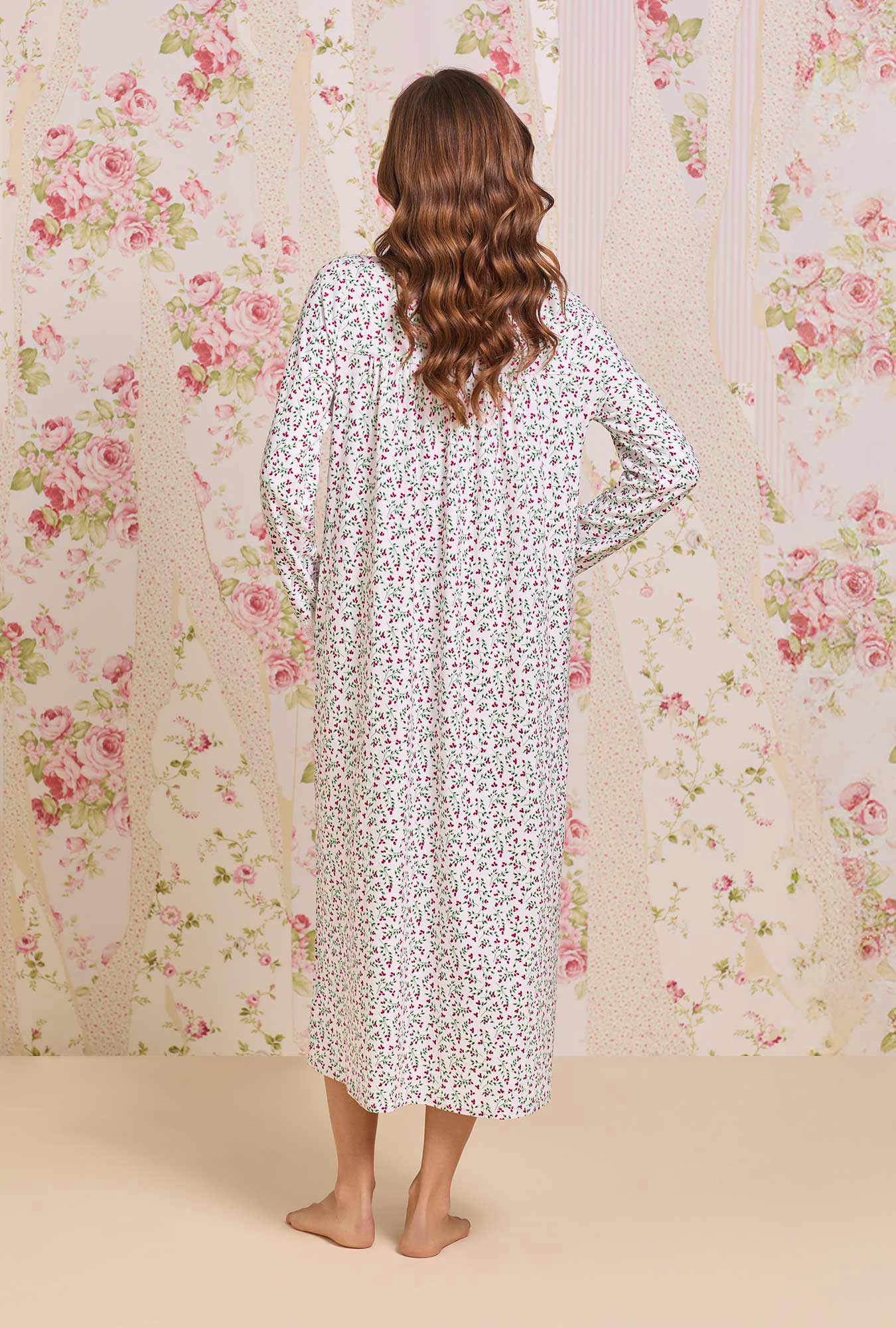 Eileen West Crimson Sprig Dreamy Sweater Knit Long Sleeve Ballet Nightgown
