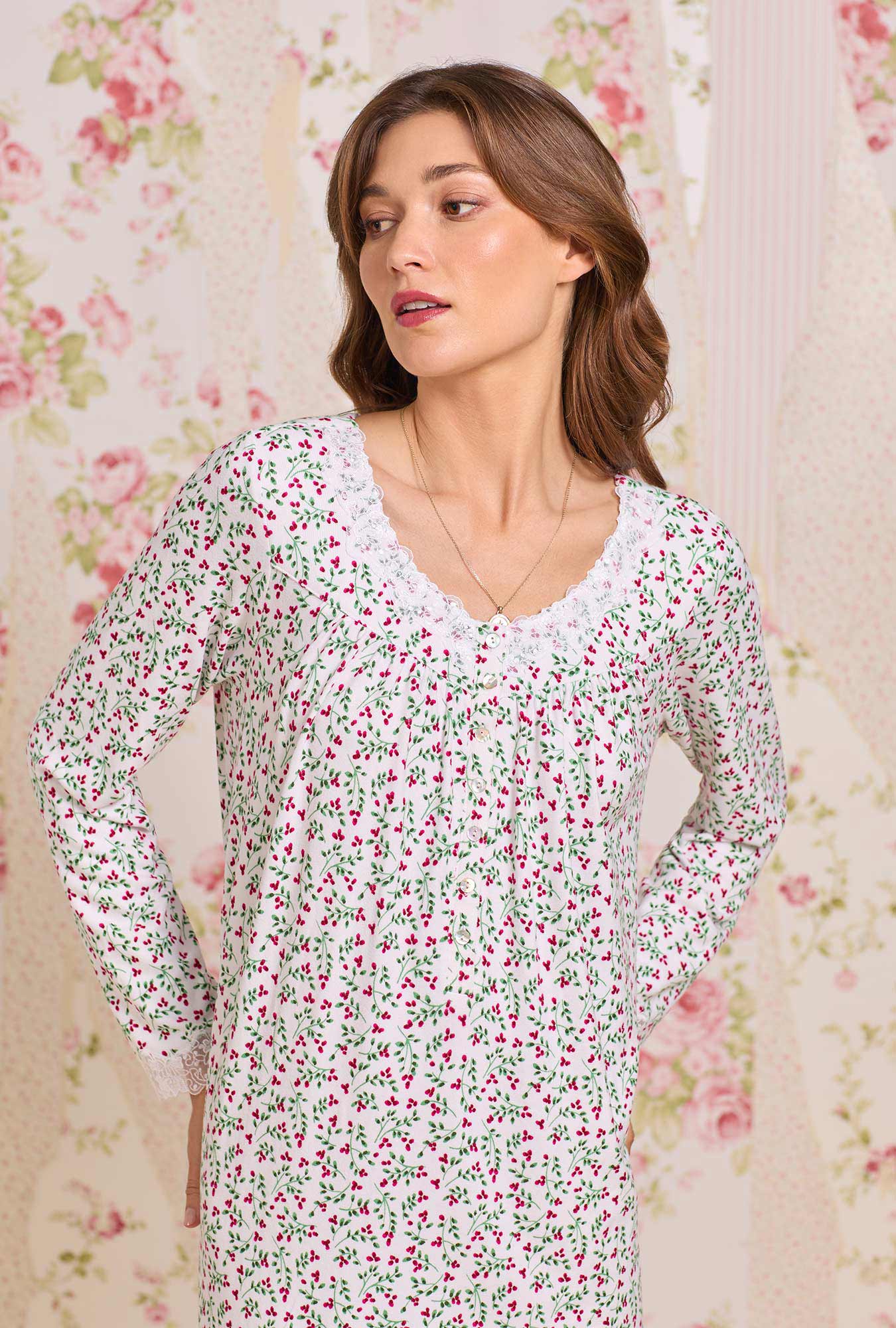 Eileen West Crimson Sprig Dreamy Sweater Knit Long Sleeve Ballet Nightgown