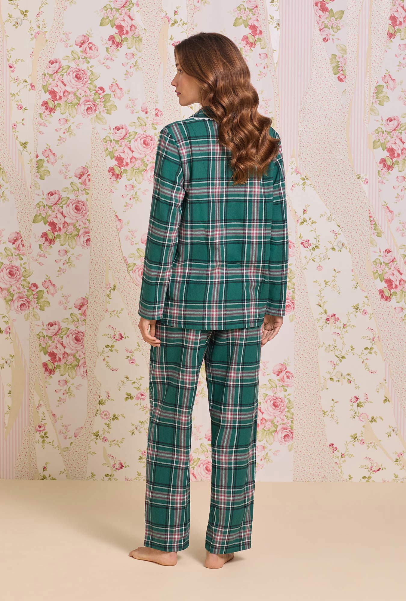 Eileen West Evergreen Plaid Cotton Flannel Notch Collar Pajama