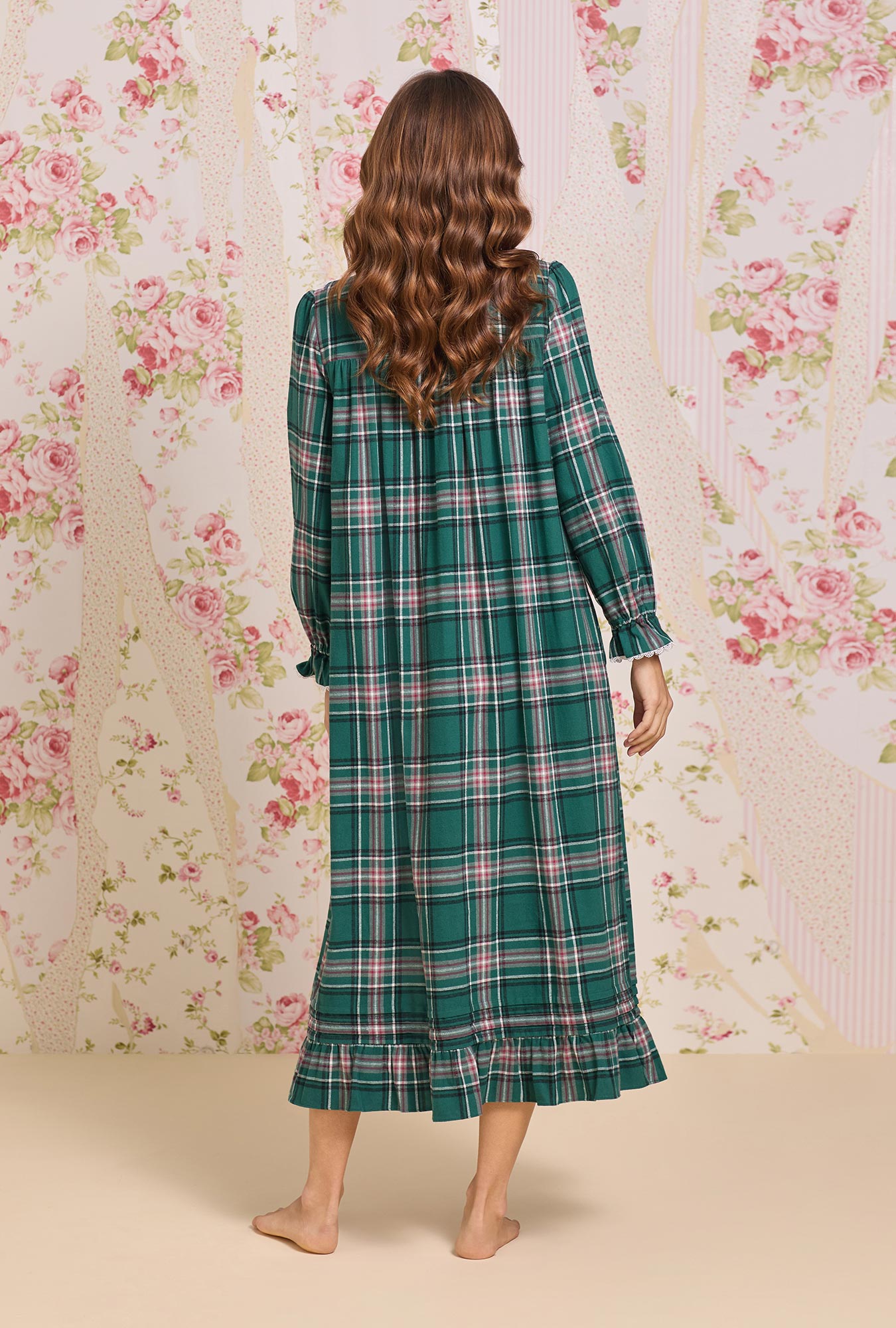 Eileen West Evergreen Plaid Cotton Flannel High Neck Long Sleeve Ballet Nightgown