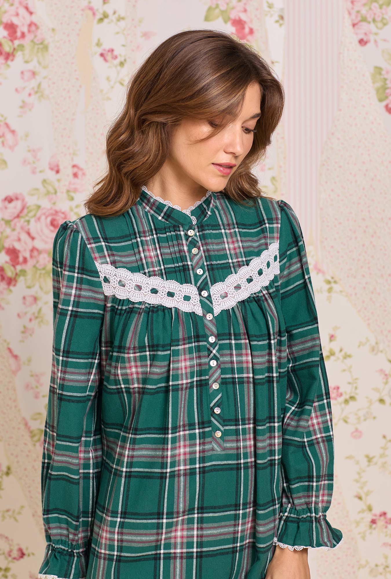 Eileen West Evergreen Plaid Cotton Flannel High Neck Long Sleeve Ballet Nightgown