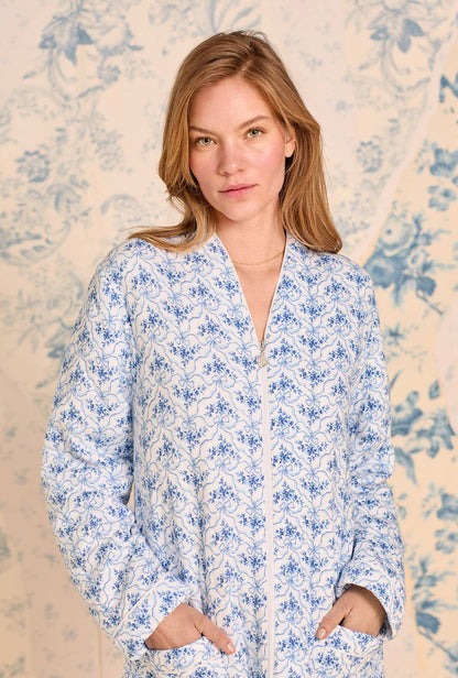 Eileen West Celestial Bow Cotton Diamond Quilt Zip Robe