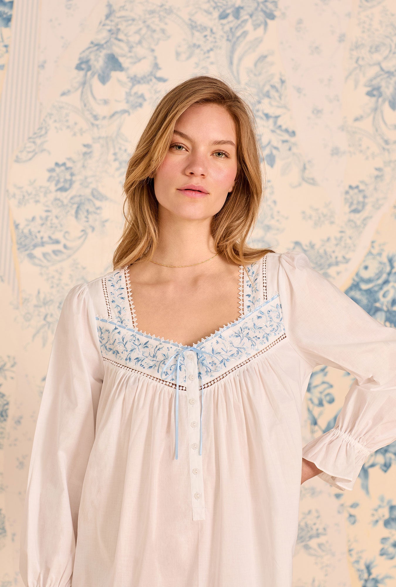 Eileen West Iconic White Cornflower Embroidery Cotton Lawn Long Sleeve Ballet Nigh