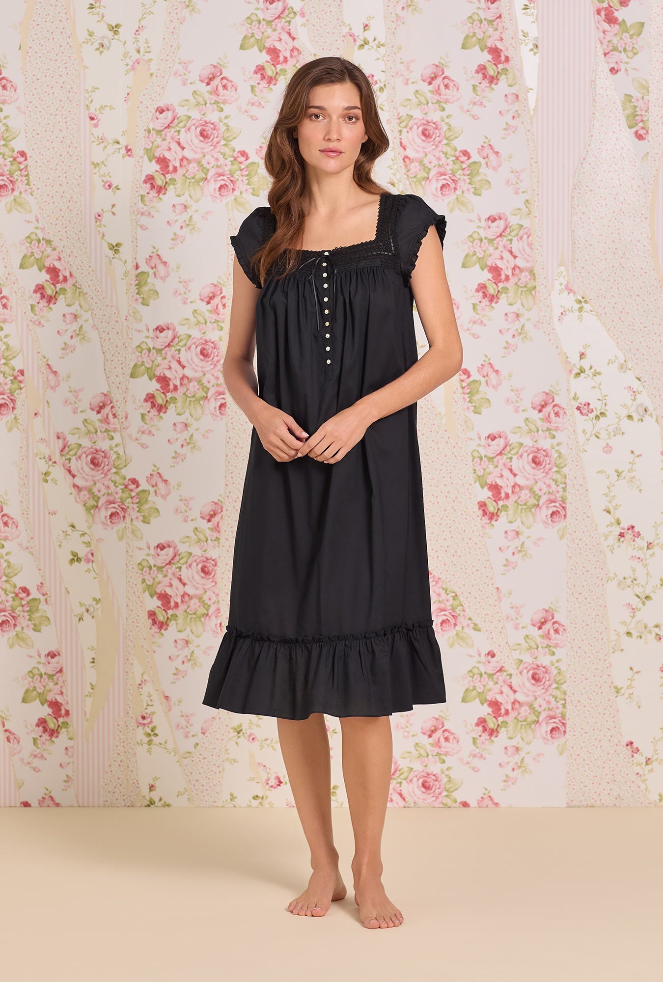 Eileen West Iconic Black Cotton Lawn Cap Sleeve Waltz Nightgown